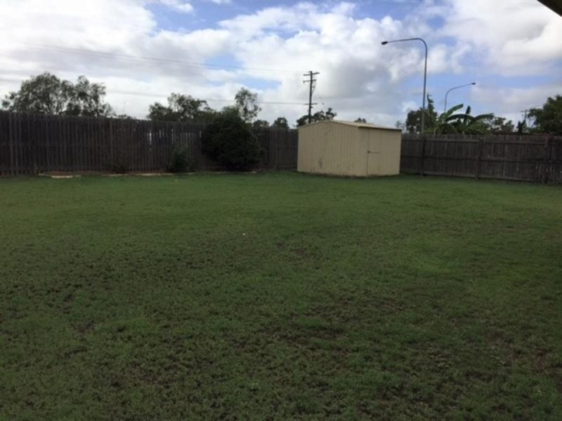 8 Corella Drive, Gracemere QLD 4702